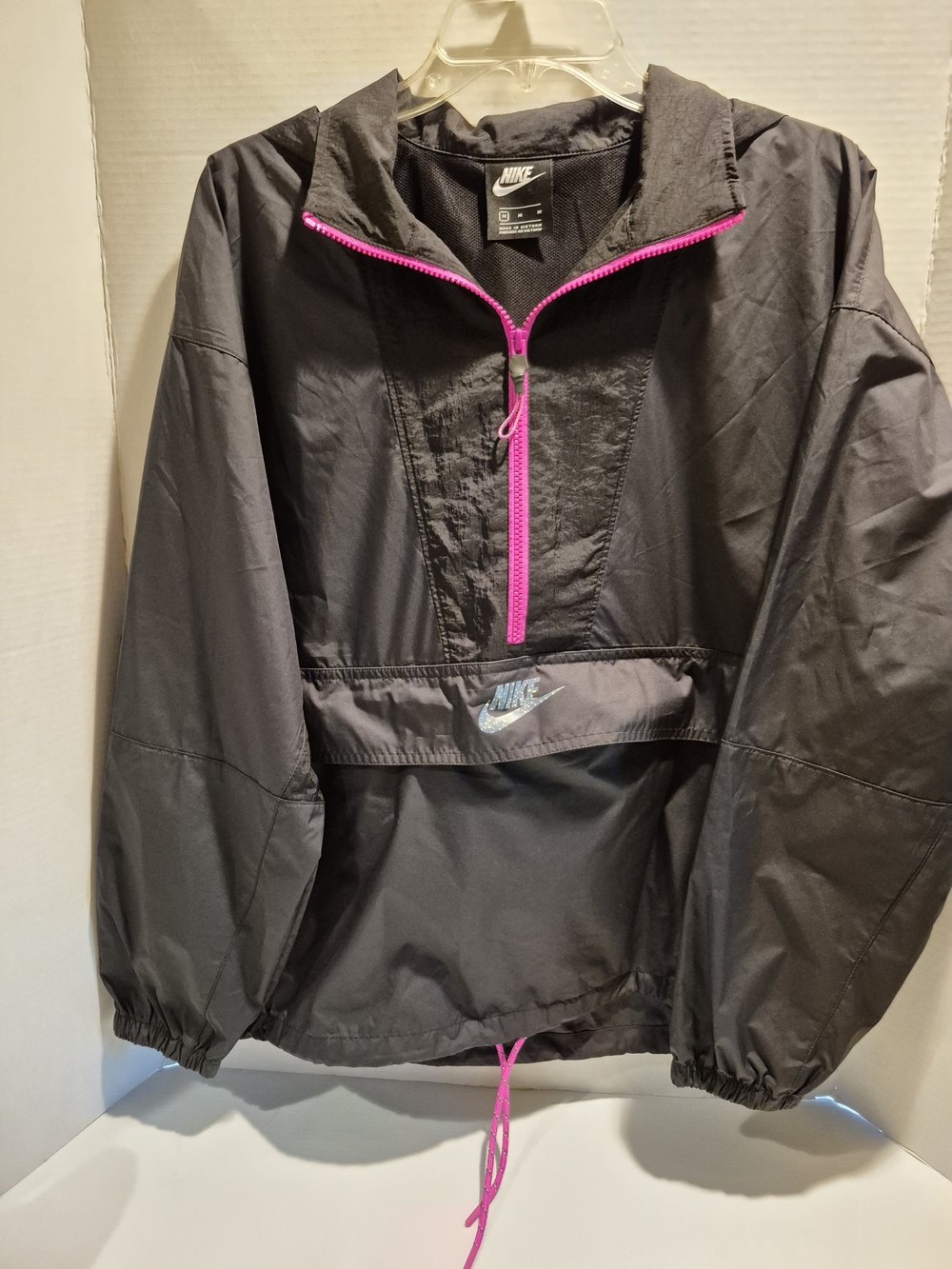 Nike Black Pullover Rain Jacket with Hot Pink Accents